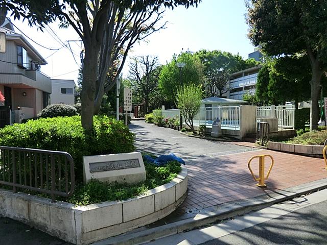 park. 200m to Maruyama Park