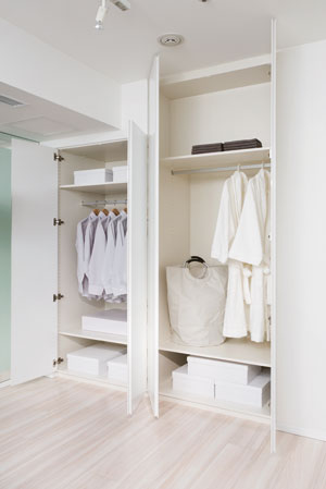 Receipt.  [System storage] Closet of each room is, Shimae beautiful things that you want to storage, It has adopted a thoughtful system storage to be easy to take out.