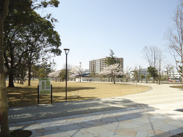 Other. Nakano four seasons of Forest Park (about 210m / 3 minutes walk) opened in April 2012. Multipurpose plaza Ya, Perfect for a child of your walk, such as fountain stage. Also responsible as a disaster prevention center for the region.