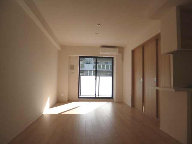 Living and room