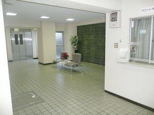 Other common areas. Entrance lobby