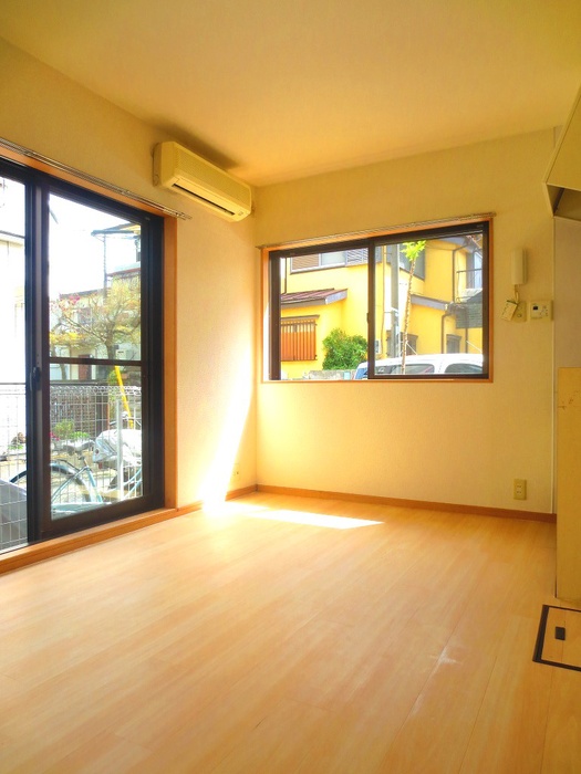 Living and room