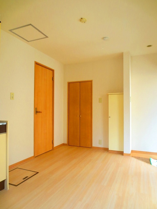 Living and room