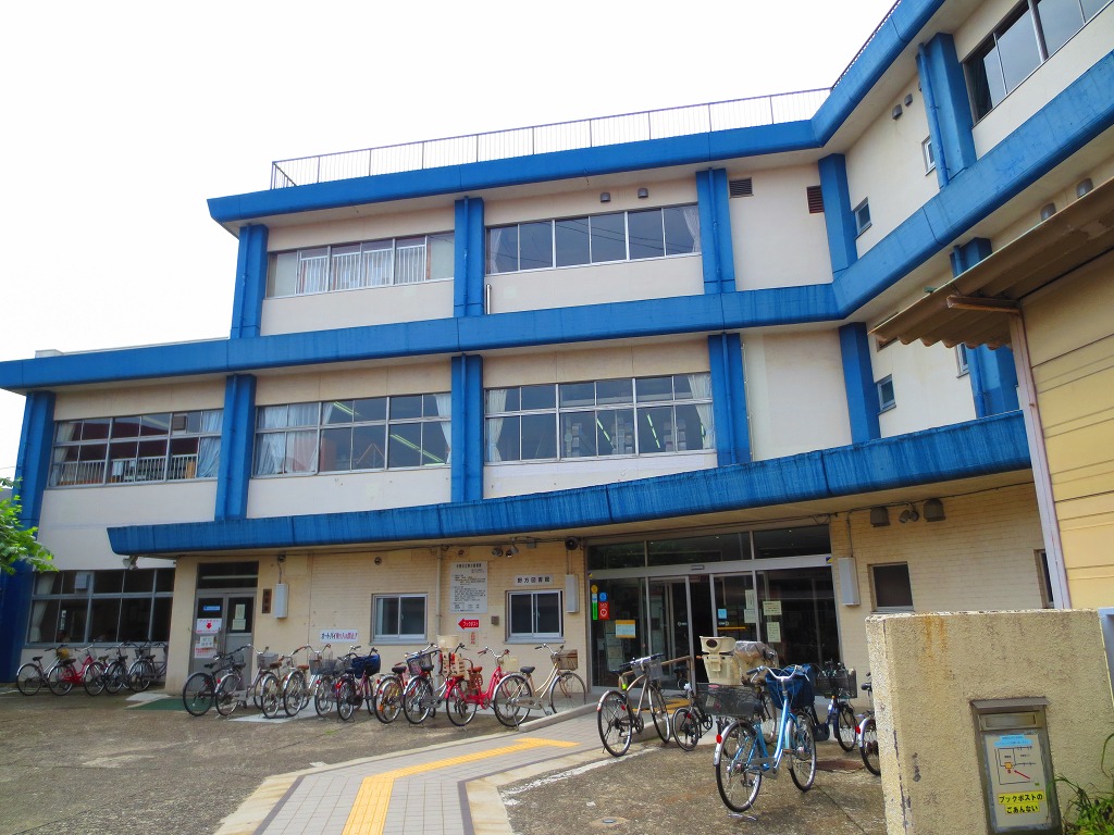 library. 761m until Nakano Tateno how library (library)