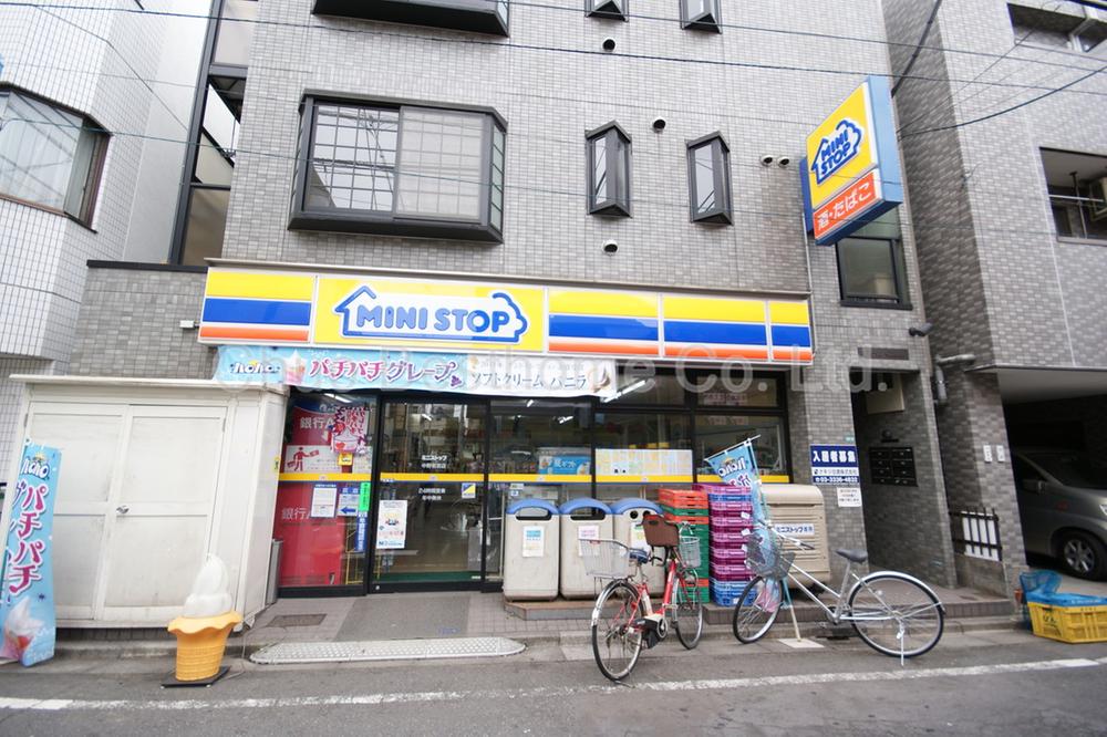 Convenience store. MINISTOP 620m until Nakano Wakamiya shop