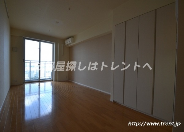 Living and room. It is a reference photograph of 1R type of the 24th floor of the same building.