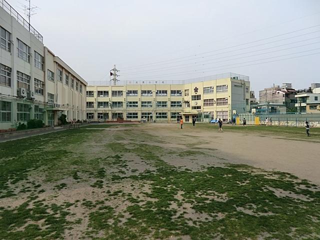 Primary school. Nakano Ward Kitahara to elementary school 451m