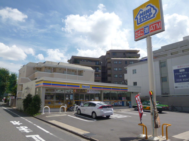 Convenience store. MINISTOP Minamidai 5-chome (convenience store) to 549m