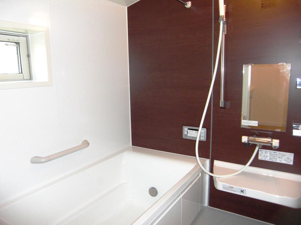 Same specifications photo (bathroom). Bathroom construction cases