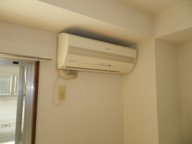 Other. Air conditioning