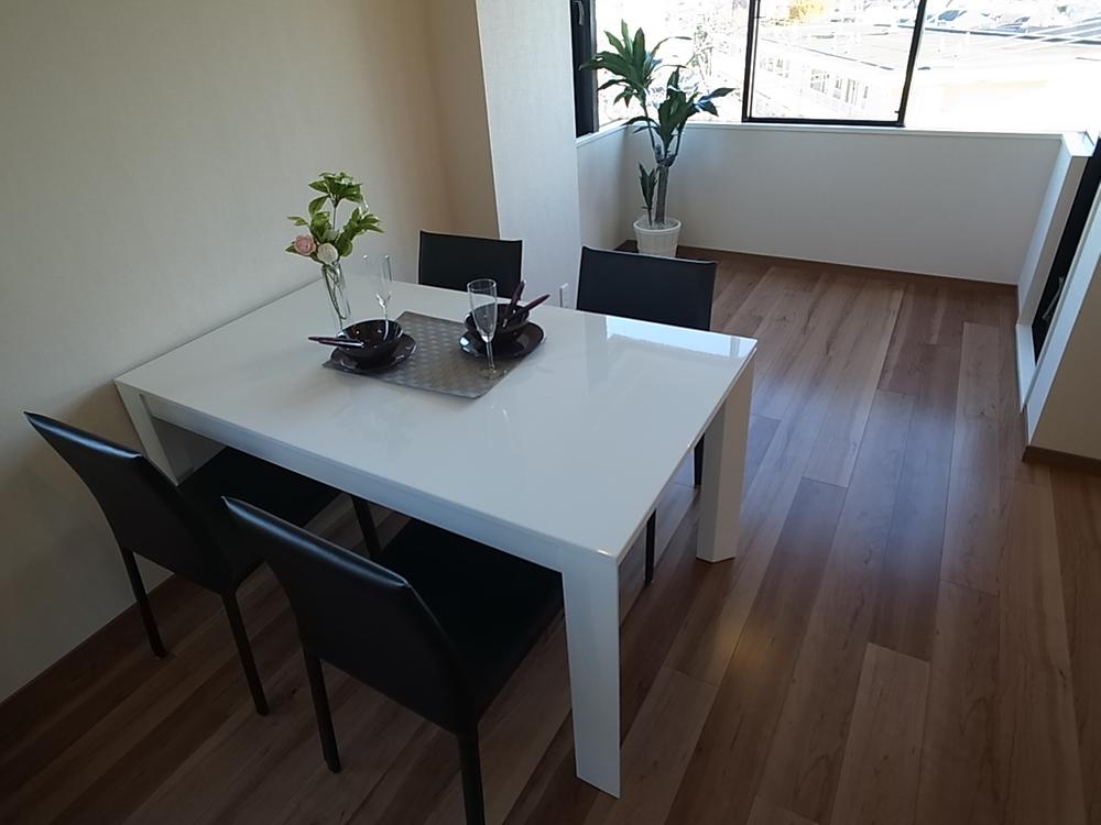 Living. Indoor (12 May 2013) Shooting