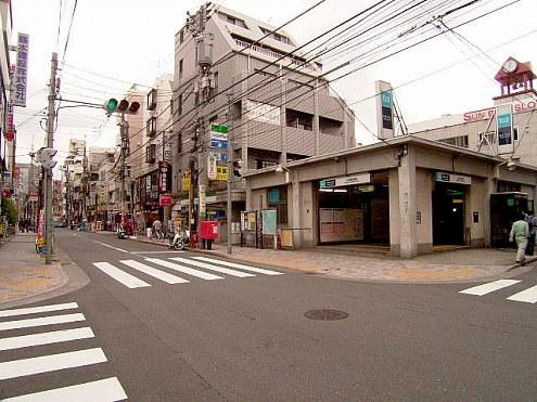 station. Nakanoshinbashi 600m to the Train Station