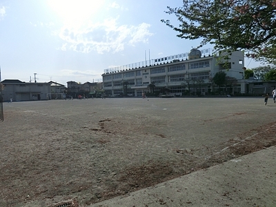 Primary school. Municipal Kamisaginomiya 150m up to elementary school (elementary school)