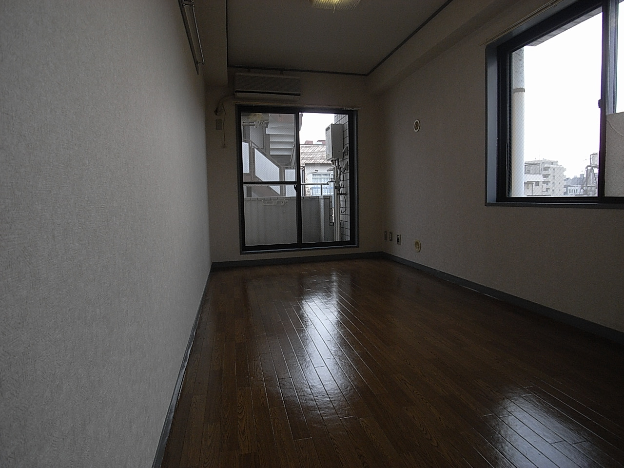 Living and room