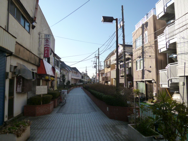 park. 366m from Taoyuan River green road (park)