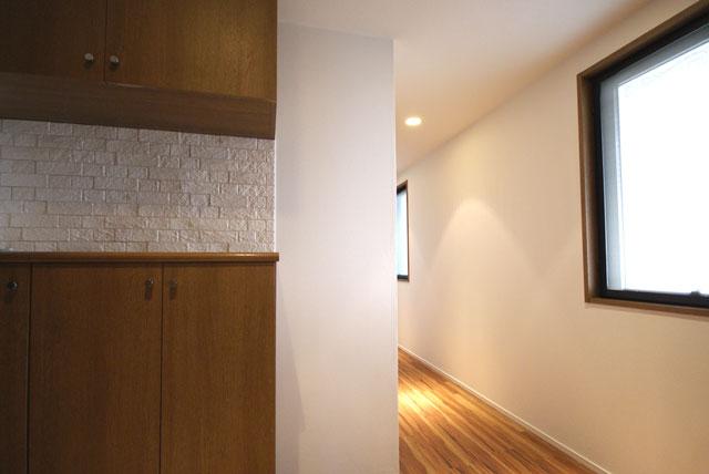 Entrance. Local (10 May 2013) Shooting