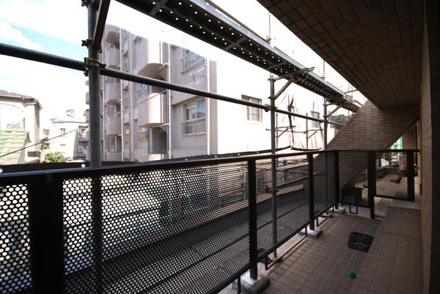 Balcony. Local (10 May 2013) Shooting