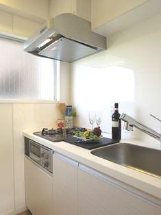 Kitchen. ~ It is in a new interior renovation. 2014 February scheduled to be completed ~ Your preview is possible at any time.  The field situation, There is the case that specifications may be changed.  System kitchen of state-of-the-art amenities
