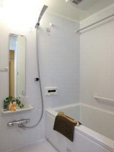 Bathroom. ~ It is in a new interior renovation. 2014 February scheduled to be completed ~ Your preview is possible at any time.  The field situation, There is the case that specifications may be changed.
