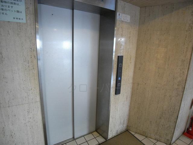 Other common areas. Elevator