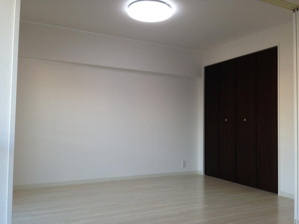 Non-living room. Housed plenty of Western-style room (11 May 2013) Shooting