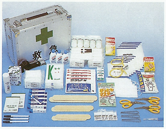 Prepare a "large number of people for the first-aid kit for disaster" (reference photograph)