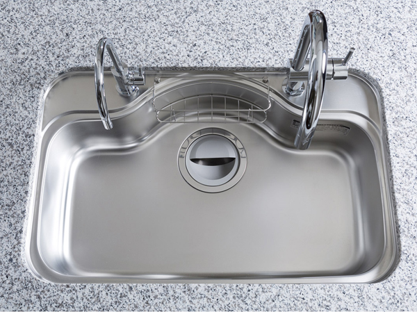 Kitchen.  [Quiet wide sink] Wide sink silent specification water is to reduce the falling sound of it sound and tableware. Large of tableware and cooking utensils can also be easily wash.