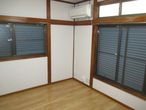 Living and room. Western-style 2