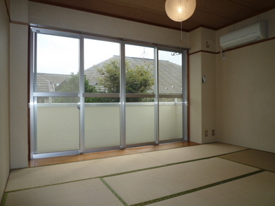 Living and room. Japanese-style room 7 quires