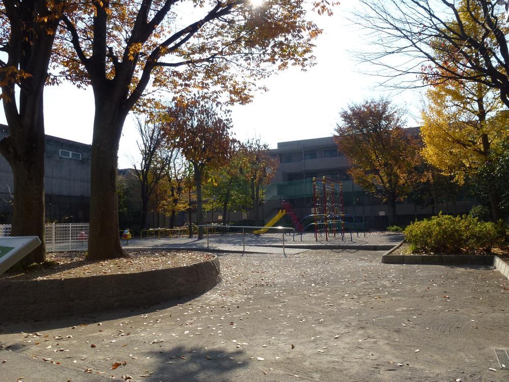 park. Adjacent Yo Sasano park