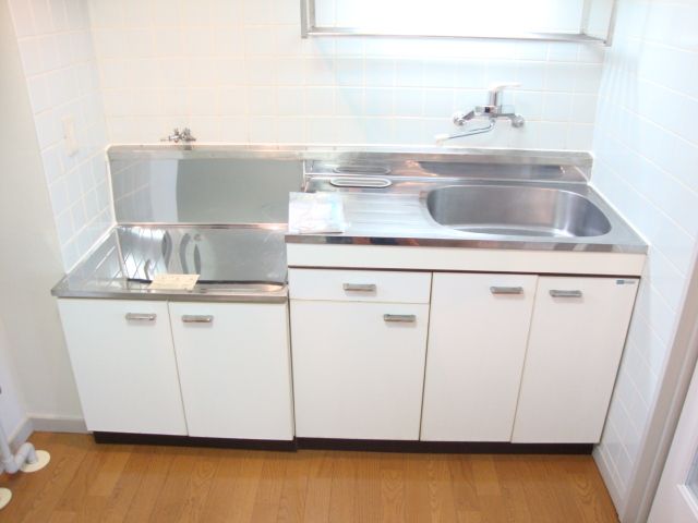 Kitchen. Two-burner gas stove installation Allowed