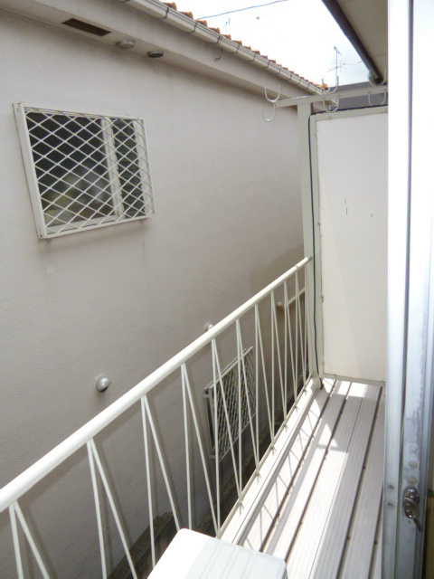 Balcony. Your laundry will be outside Dried