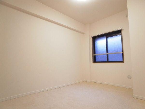 Other introspection. Western style room