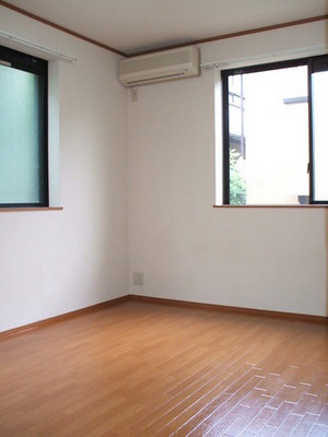 Living and room.  ☆ Corner room two-sided lighting ☆ It is a good bright rooms of wind street ☆