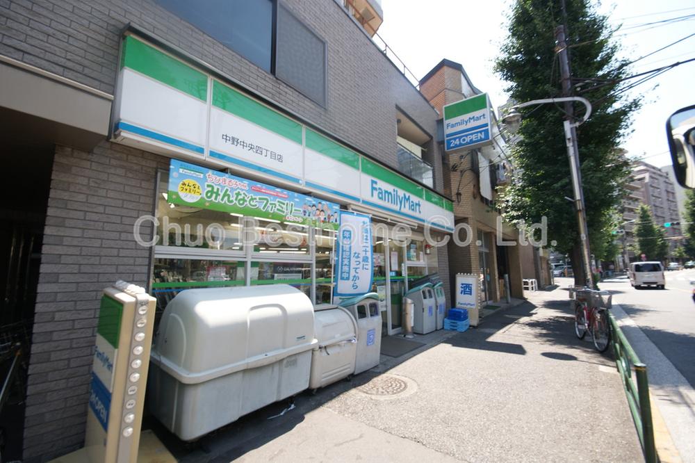 Convenience store. FamilyMart Shin-Nakano until the front of the station shop 321m