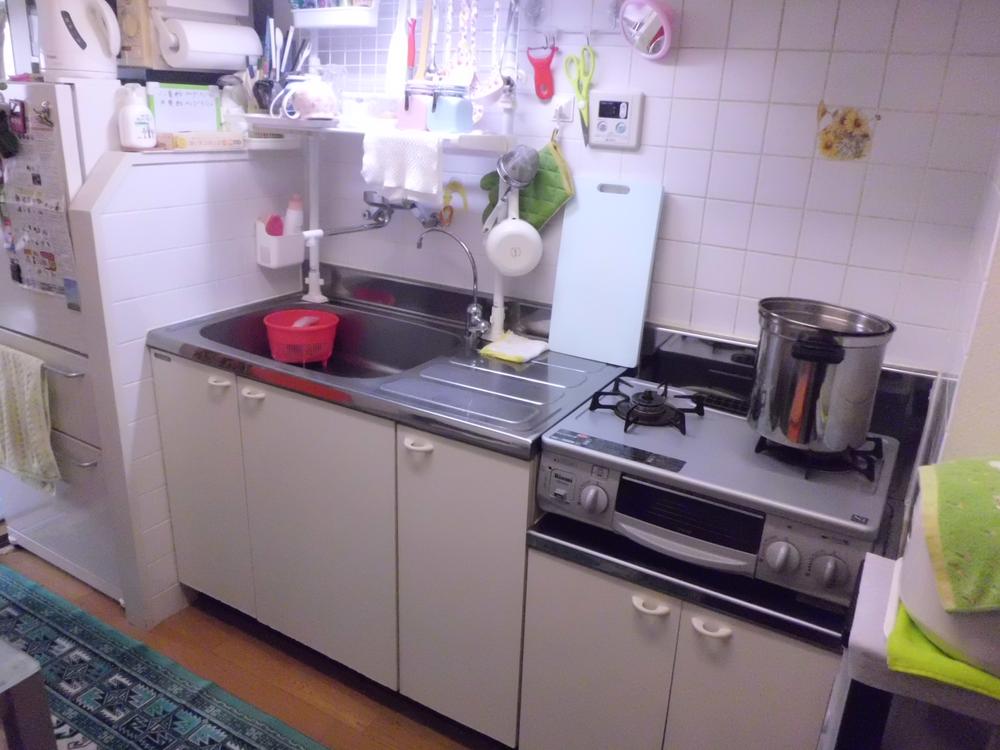 Kitchen. Indoor (June 2013) Shooting