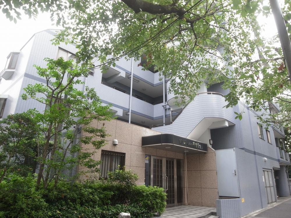 Local appearance photo