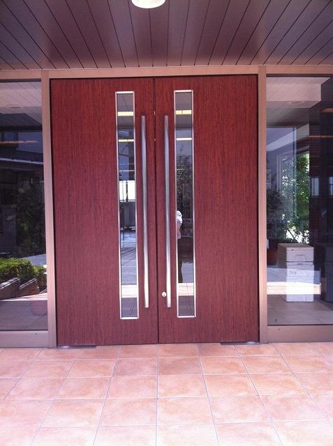 Entrance. Common areas