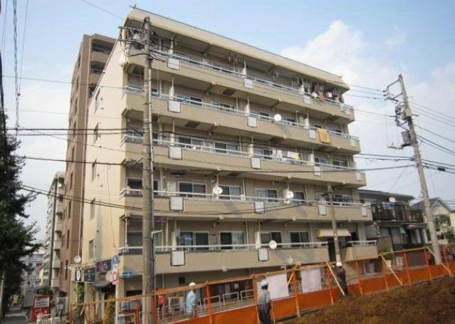 Local appearance photo