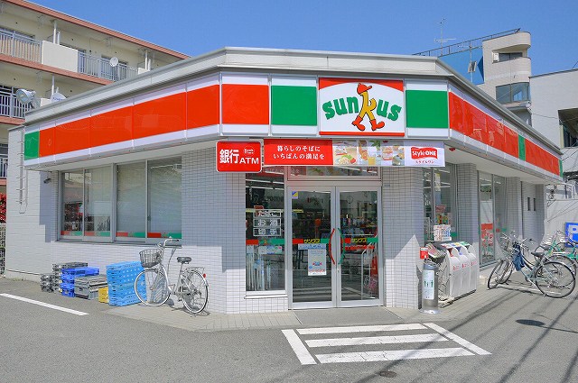 Convenience store. Thanks Fujimidai Senkawa street store up to (convenience store) 176m