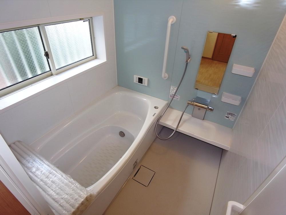 Same specifications photo (bathroom). Bathroom construction cases