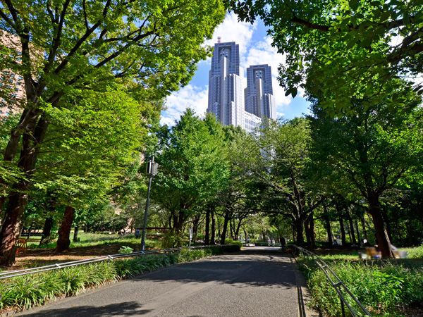 Surrounding environment. Shinjuku Central Park (about 2030m / Bicycle about 9 minutes)
