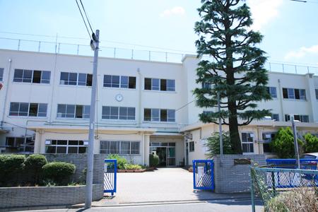 Junior high school. Nakano Ward Kitanakano until junior high school 524m