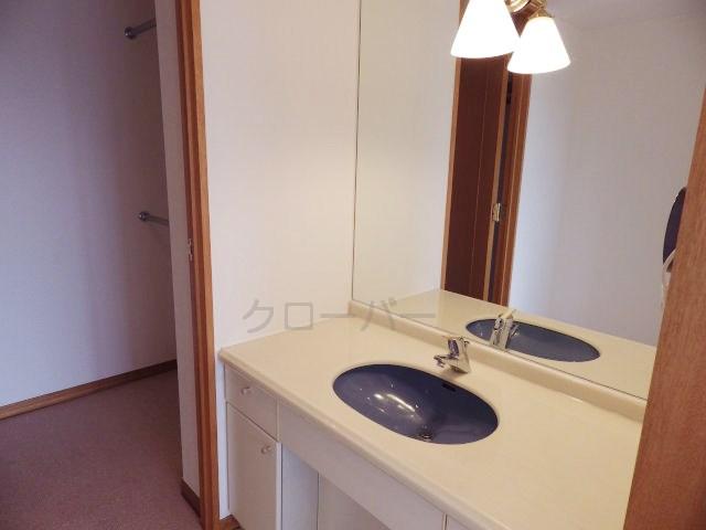 Non-living room. Bedroom Bathroom vanity