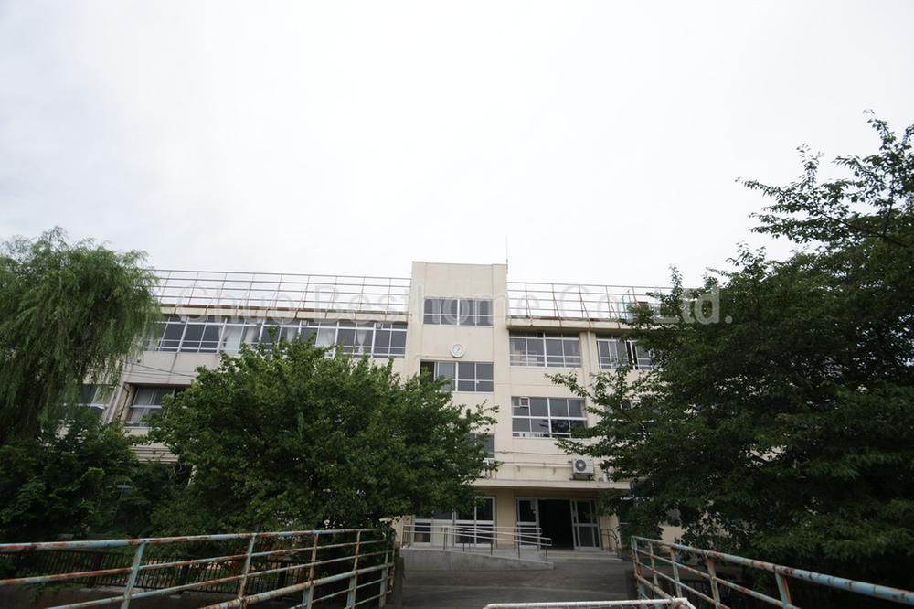 Junior high school. Nakano 466m to stand fourth junior high school