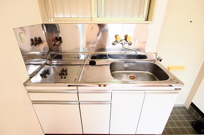 Kitchen. Two-burner stove is installed Allowed