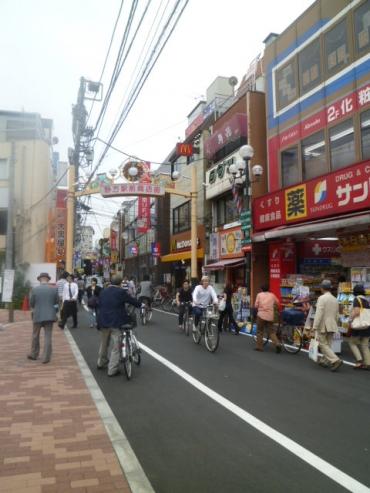 Streets around. Nogata 700m to Station shopping district