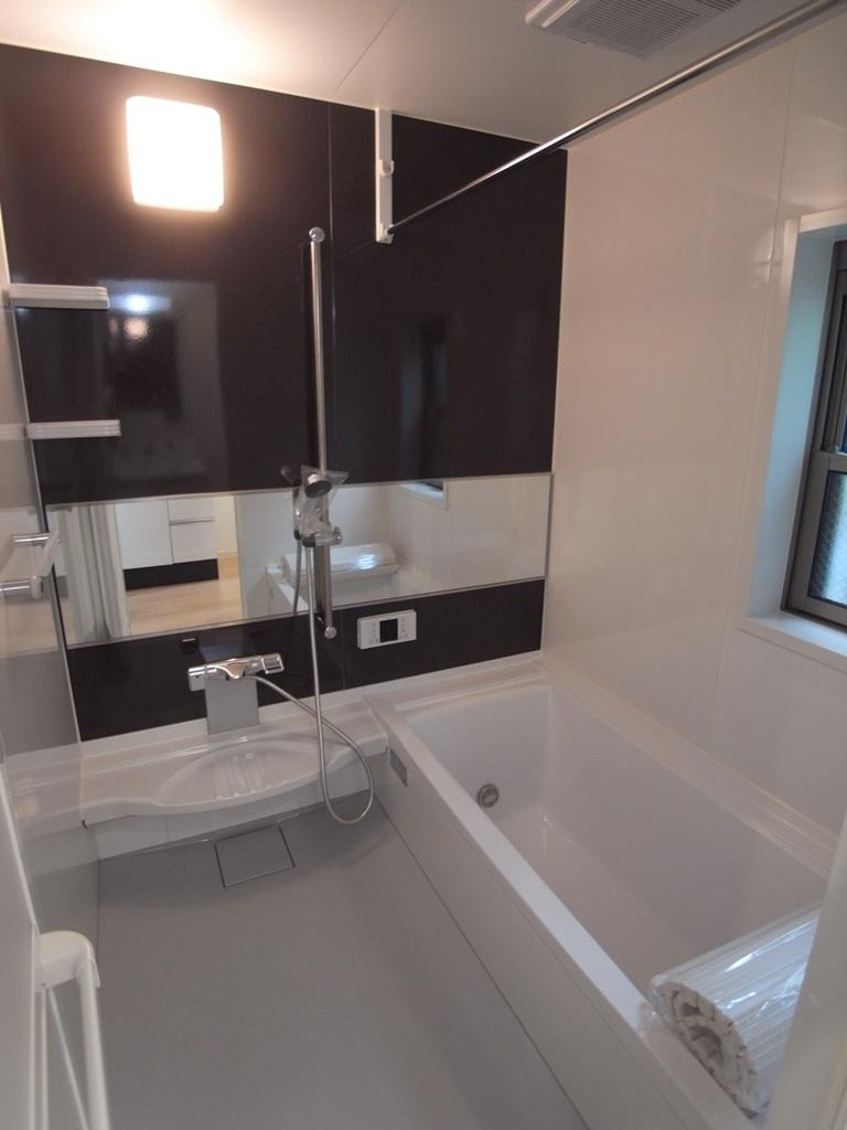 Same specifications photos (Other introspection). The bathroom Example of construction