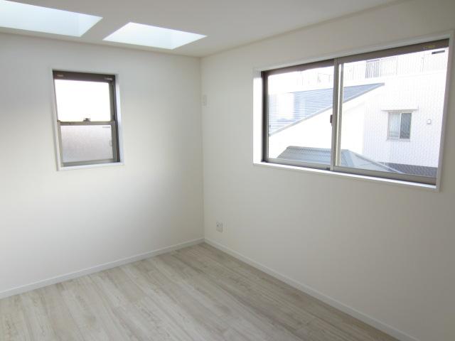 Non-living room. Example of construction