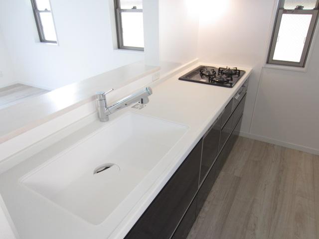 Same specifications photo (kitchen). Example of construction